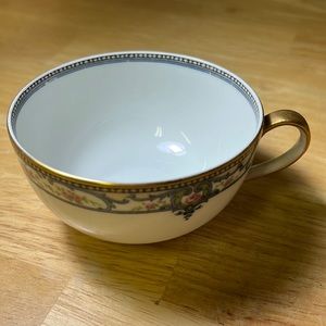 Haviland cup, Troy, Limoges